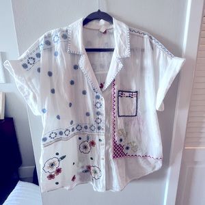 Sumer fun embroidered white shirt 🦩 🌸